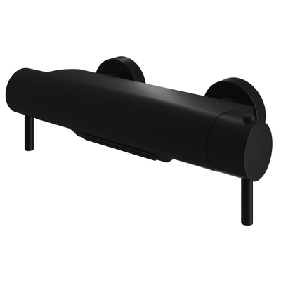 Hotbath Buddytthermostatische badmengkraan met cascade uitloop mat zwart met Hotbath Cobber ronde handdouche met wandsteun en doucheslang 150cm zwart mat SHOWROOMMODEL