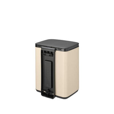 Brabantia Bo Poubelle - 7 litres - seau intérieur en plastique - beige doux