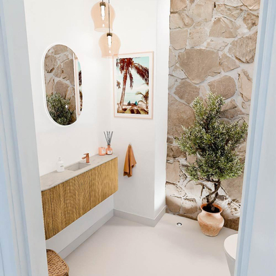 Mondiaz JOYA-DLUX 113.2cm toiletmeubel - ronding links en rechts kleur Oak - Wastafel FAYE positie Midden 1 kraangat kleur Opalo.