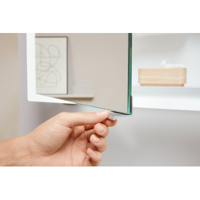 Villeroy & Boch My View Now armoire de toilette - avec 3 portes avec éclairage LED et éclairage de lavabo 120x75x16.8cm - avec interrupteur à capteur