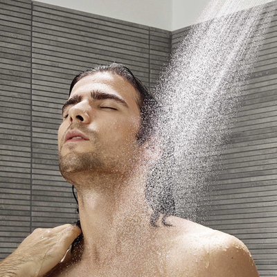 Hansgrohe Pulsify S Ensemble support de douche - douchette à main - support de douchette - flexible de douche - EcoSmart+ - avec flexible de douche - chrome
