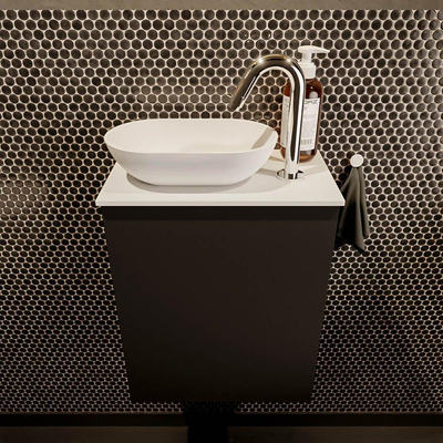 Mondiaz Fowy Toiletmeubel - 40x50x23cm - urban mat - 1 kraangat - wasbak links - 1 deur - solid surface - blad MDF - wasbak: Wit / Zwart