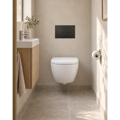 QeramiQ Dely Swirl Compact Toiletset - inbouwreservoir Geberit UP320 - met Burda frame - 25mm zitting - metalen bedieningsplaat mat zwart - ronde knoppen - mat wit