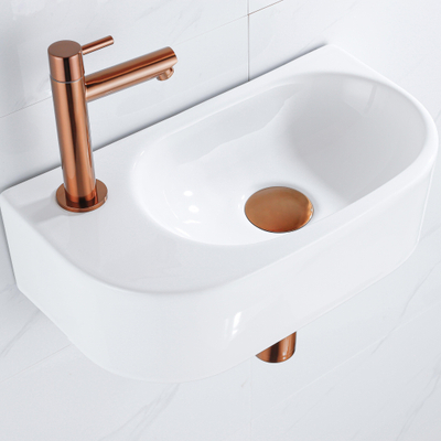 QeramiQ Fuente fonteinset – 40x21.5x12 cm – keramiek wit glans – kraangat links – geborsteld koperen kraan