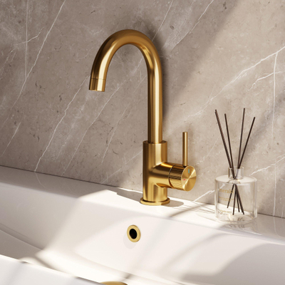 Brauer Stripe wastafelkraan - model A - opbouw - hoog - ronde uitloop - PVD - goud