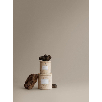 Blomus FRABLI Geurkaars - travertijn - S - Travertine