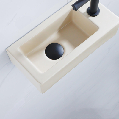 QeramiQ Fuente pack lave-mains – 37,5 x 18,5 x 9 cm – céramique beige – perçage à droite – robinet noir mat