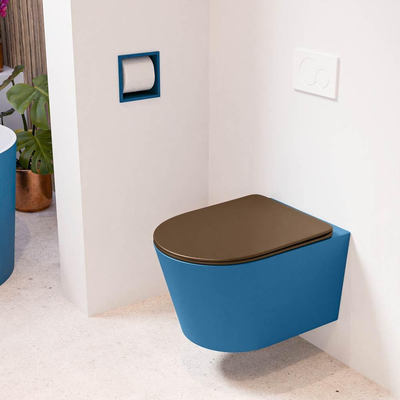 Mondiaz LAVIE hangtoilet – spoelrandloos – 36 x 53 cm – met softclose zitting – Jeans (blauw), zitting Rust (bruin)