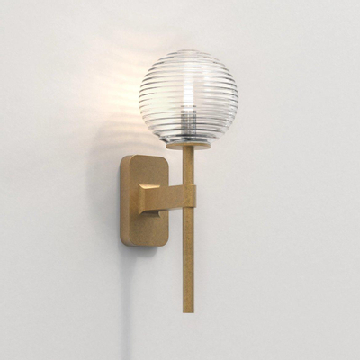 Astro Tacoma Single applique murale incluant boule en verre opale claire cannelée de 13,5 cm laiton authentique