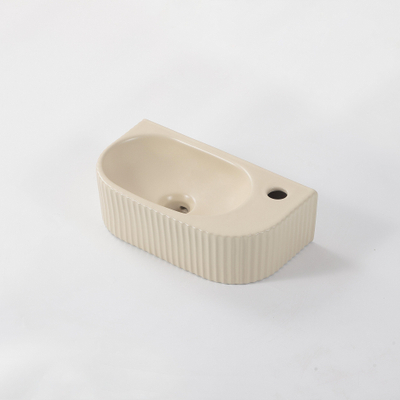 QeramiQ Blend Fontein - 40x22x12cm - ribbel - halfrond - kraangat rechts - keramiek - mat beige