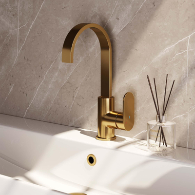 Brauer Gold - Edition Wastafelmengkraan opbouw - hoog - draaibaar - platte uitloop - model C - PVD - geborsteld goud SHOWROOMMODEL