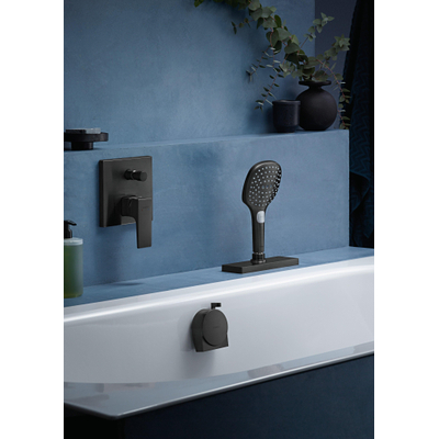 Hansgrohe sBox élément de finition rectangulaire incl. boîte à tuyau. tuyau de douche et rosace angulaire avec 1 fonction pour bord de baignoire ou carrelage chrome noir brossé