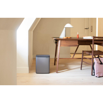 Brabantia Bo Poubelle - 12 litres - seau intérieur en plastique - platinum