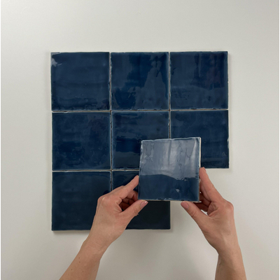 ÉCHANTILLON Terravito Viondo carreau mural - 13x13cm - 10mm - Carré - Bleu marine Brillant