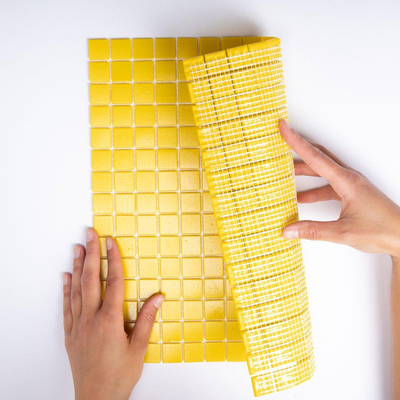 The Mosaic Factory Amsterdam carrelage mosaïque 32.2x32.2cm pour mur et sol intérieur et extérieur carré verre jaune