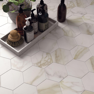 Terravito Tovaro wandtegel - 26x27cm - Marmerlook - Gold mat (wit)
