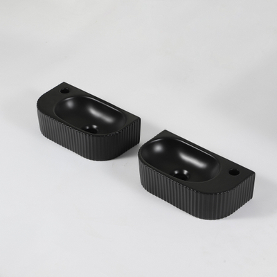 QeramiQ Blend Fontein - 40x22x12cm - Rechts - Geribbeld - halfrond - 1 kraangat - Keramiek - Zwart mat OUTLETSTORE