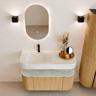 MONDIAZ THOR-DLUX 110cm badmeubel ronding links + rechts kleur Oak met 1 lade en 2 deuren. Vrijhangende wastafel CLOUD Links 1 kraangat kleur Opalo.