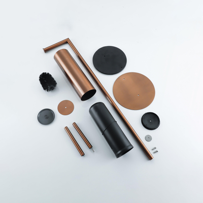 Fortifura Calvi porte-rouleau de toilette sur pied avec brosse de toilette - avec crochet à serviette - Cuivre brossé PVD (Cuivre)