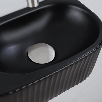 QeramiQ Fuente Fonteinset - 40x21.5x12cm - geribbeld - halfrond - keramiek - fonteinkraan geborsteld rvs - afvoerplug - verlaagd sifon - zwart mat