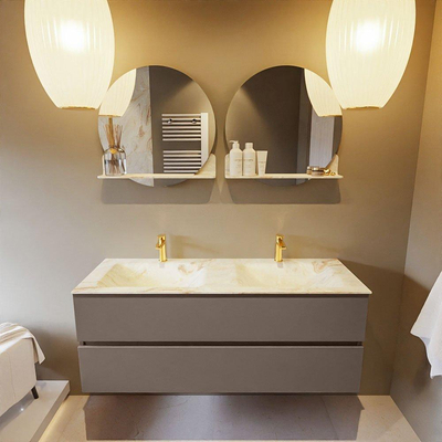 Mondiaz VICA-DLUX Ensemble de meuble de salle de bain - 130cm - meuble sous-vasque fumée - 2 tiroirs - lavabo encastré nuage double - 2 trous de robinet - version haute 60cm - frape