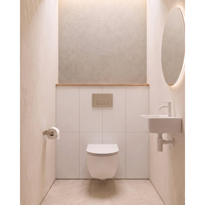 QeramiQ Dely Swirl Toiletset - 36.3x51.7cm - Geberit UP320 inbouwreservoir - met Burda frame - slimzitting - bedieningsplaat taupe - rechthoekige knoppen - glans wit