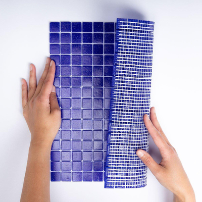 The Mosaic Factory Amsterdam carrelage mosaïque 32.2x32.2cm pour mur et sol intérieur et extérieur carré verre bleu de cobalt
