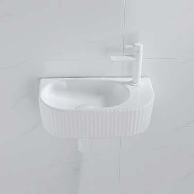 Fugaflow Efficiente Pietra Fonteinset - 40x21.5x12cm - rechts - geribbeld - halfrond - 1 kraangat - keramiek - fonteinkraan wit mat - afvoerplug - verlaagd sifon - wit mat