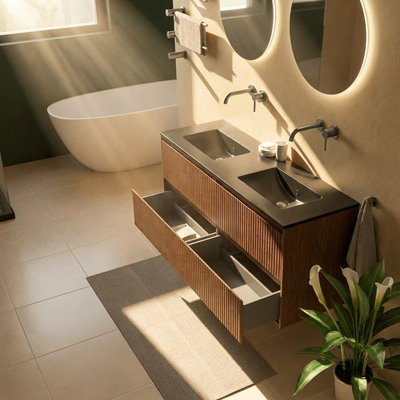 Saniclass Holz Atelier Ensemble de meubles de salle de bains - 140x45x62cm - Lavabo Vygo en céramique noir - 2 vasques - sans trous de robinet - 4 tiroirs - walnut pure mat (bois)