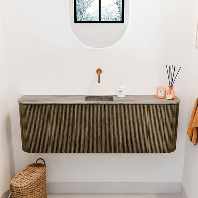 Mondiaz JOYA-DLUX 123.2cm toiletmeubel - ronding links en rechts kleur Dusk - Wastafel FAYE positie Midden Zonder kraangat kleur Oza.