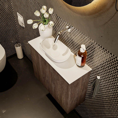 Mondiaz Fowy Meuble de toilette - 60x50x23cm - marron foncé mat - 0 trous de robinet - lavabo centré - 2 portes - solid surface - plan en mélamine - lavabo : blanc