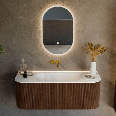 MONDIAZ KURVE 120cm badmeubel met module 25 Len R kleur Walnut met 1 lade en 2 deuren. Wastafel BIG SMALL midden zonder kraangat Talc.