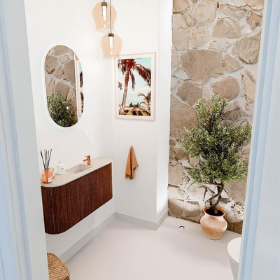 Mondiaz JOYA-DLUX 83.2cm toiletmeubel - ronding links en rechts kleur Ruby - Wastafel FAYE positie Midden 1 kraangat kleur Frappe.