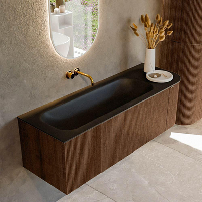 MONDIAZ KURVE 135cm badmeubel met module 25 R kleur Walnut met 1 lade en 1 deur. Wastafel BIG MEDIUM links zonder kraangat Urban.