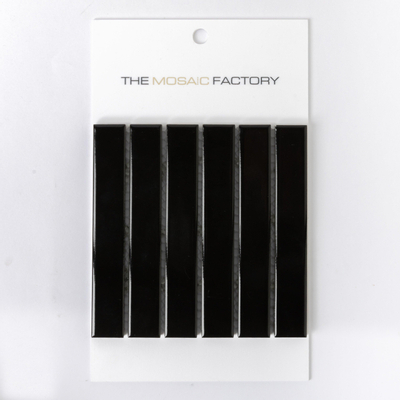 SAMPLE The Mosaic Factory Sevilla carreau mosaïque 2.2x14.5x0.75cm pour mur kitkat finger Céramique Brillant Noir