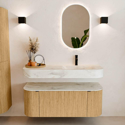 MONDIAZ THOR-DLUX 120cm meuble de salle de bains arrondi gauche + droite couleur Oak avec 1 tiroir et 2 portes. Vasque suspendue CLOUD Droite 1 trou de robinet couleur Ostra.