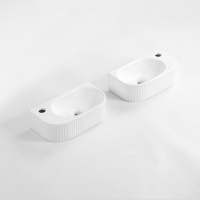 QeramiQ Blend Fontein - 40x22x12cm - Rechts - Geribbeld - halfrond - 1 kraangat - Keramiek - Wit Mat TWEEDEKANS