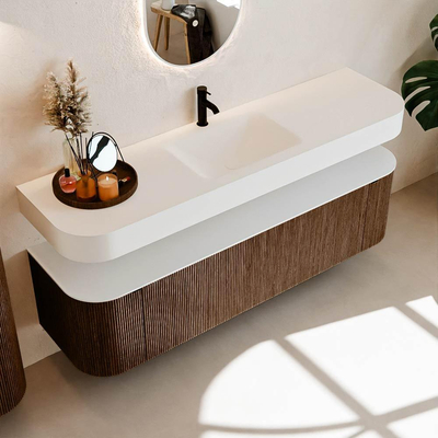 MONDIAZ THOR Meuble de salle de bains 170cm arrondi gauche + droite couleur Walnut avec 1 tiroir et 2 portes. Vasque suspendue CLOUD Milieu 1 trou de robinet couleur Talc.