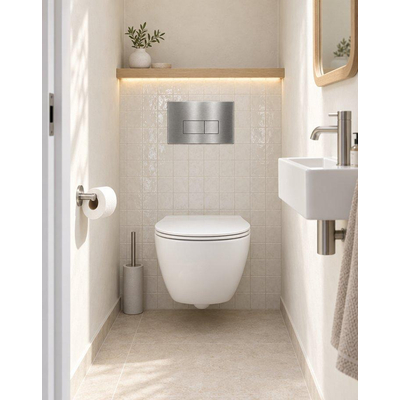 QeramiQ Dely Swirl Compact Toiletset - inbouwreservoir Geberit UP320 - met Burda frame - slim zitting - metalen bedieningsplaat RVS - rechthoekige knoppen - mat wit