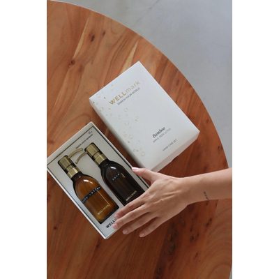 Wellmark Set de soins des mains cadeau - crème pour les mains 250ml - lotion pour les mains 250ml - bambou - ambre - texte : savon