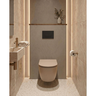QeramiQ Dely Swirl Toiletset - 36.3x51.7cm - Geberit UP320 inbouwreservoir - met Burda frame - slim zitting - mat zwarte bedieningsplaat - rechthoekige knoppen - mat beige