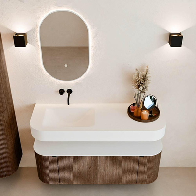 MONDIAZ THOR 130cm badmeubel ronding links + rechts kleur Walnut met 1 lade en 2 deuren. Vrijhangende wastafel CLOUD Links zonder kraangat kleur Talc.