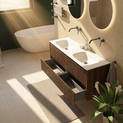 Saniclass Holz Atelier Ensemble de meubles de salle de bains - 140x45x61.5cm - Flow lavabo en solid surface blanc - 2 vasques - sans trous de robinetterie - 4 tiroirs - chêne charcoal mat (bois)