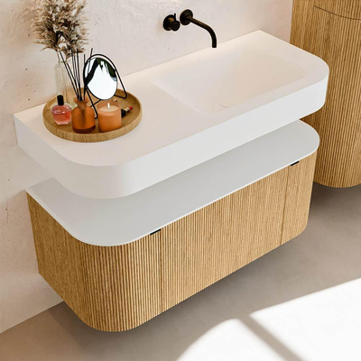 MONDIAZ THOR 110cm meuble de salle de bains arrondi gauche + droite couleur Oak avec 1 tiroir et 2 portes. Vasque suspendue CLOUD droite sans trou de robinet couleur Talc.