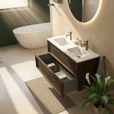 Saniclass Holz Frame Ensemble de meubles de salle de bains - 120x45x62cm - lavabo Vygo en céramique blanc - 2 vasques - 2 trous de robinetterie - 2 tiroirs - chêne charcoal mat (bois)