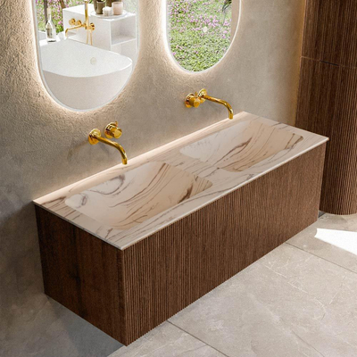 MONDIAZ KURVE-DLUX 120cm badmeubel kleur Walnut met 1 lade en 0 deuren. Wastafel LEAF Dubbel zonder kraangat Nata.