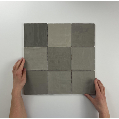 By Goof Moos Grey brillant fait main 13x13