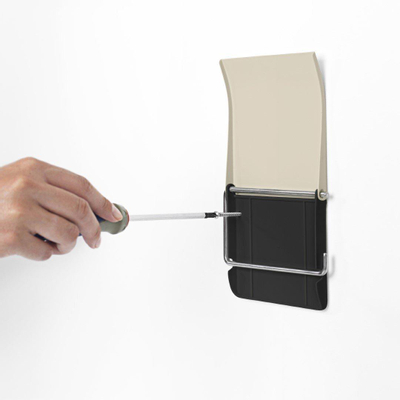 Brabantia ReNew Toiletrolhouder - met klep - zelfklevend - soft beige