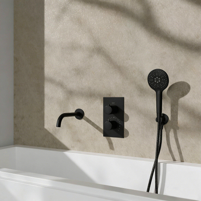 Fortifura Calvi Ensemble de robinet de baignoire - bec - 22cm réductible - flexible métallique - douchette ronde - partie encastrable - support mural - noir mat