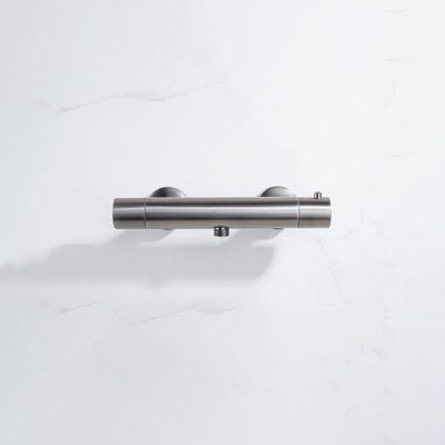 FortiFura Calvi Ensemble de douche barre curseur avec douchette stick, flexible lisse et robinet de douche Inox brossé PVD